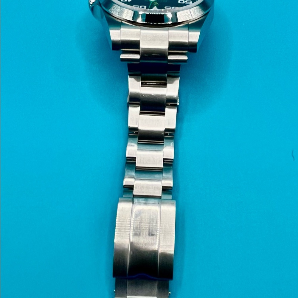 Stainless Steel Watch with Black Dial Homage - Picture 7 of 7